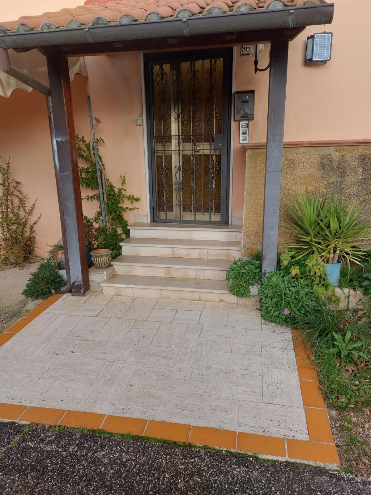 Affittacamere Da Elio E Renata Calvi dellʼ Umbria Extérieur photo